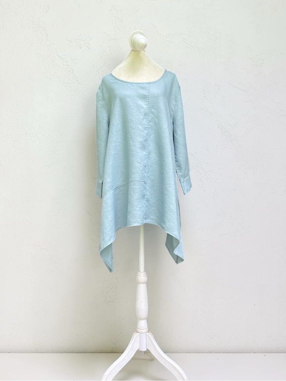 Dorman Coastal Light Blue Linen Lagenlook 3/4 Sleeve Tunic - Size Medium